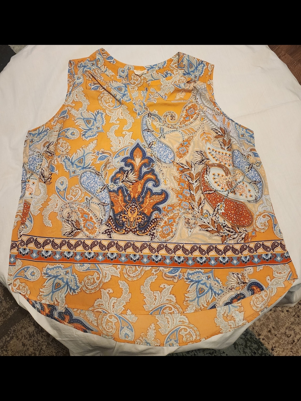 Sleeveless Paisley Print Top in Orange Multi